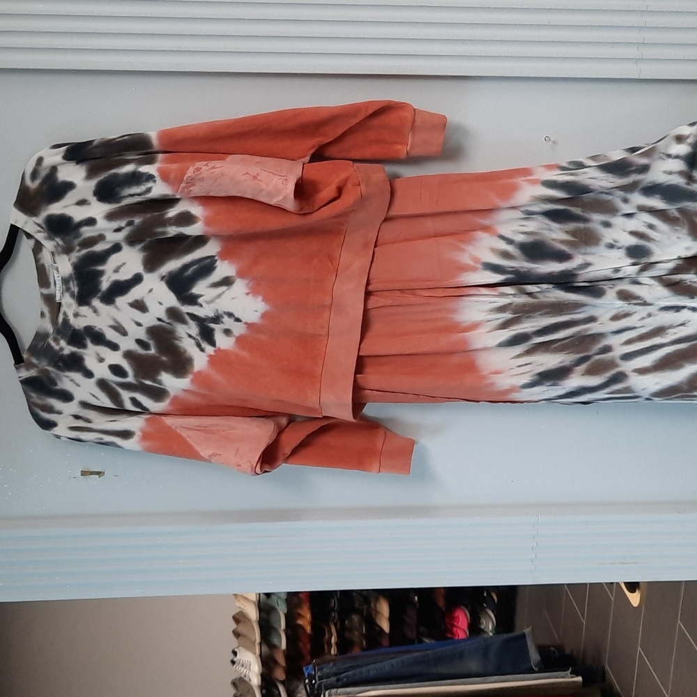 Young & Fabulous & Broke Lounge or Beachwear
